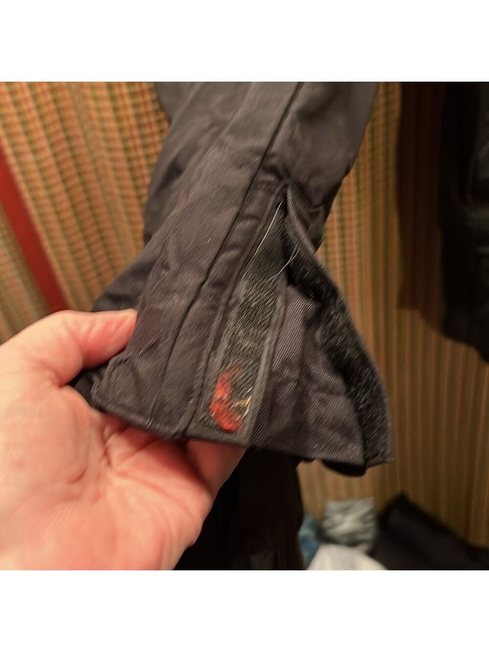 DC Ski Pants, Kids M, Adj waist 12.5”, L32”, Canvas outside, zip pockets (T6) - Picture 3 of 13
